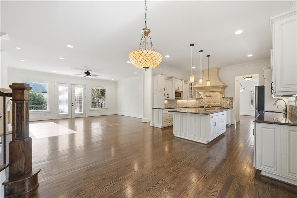 7611 Regency Circle Property Photo 33