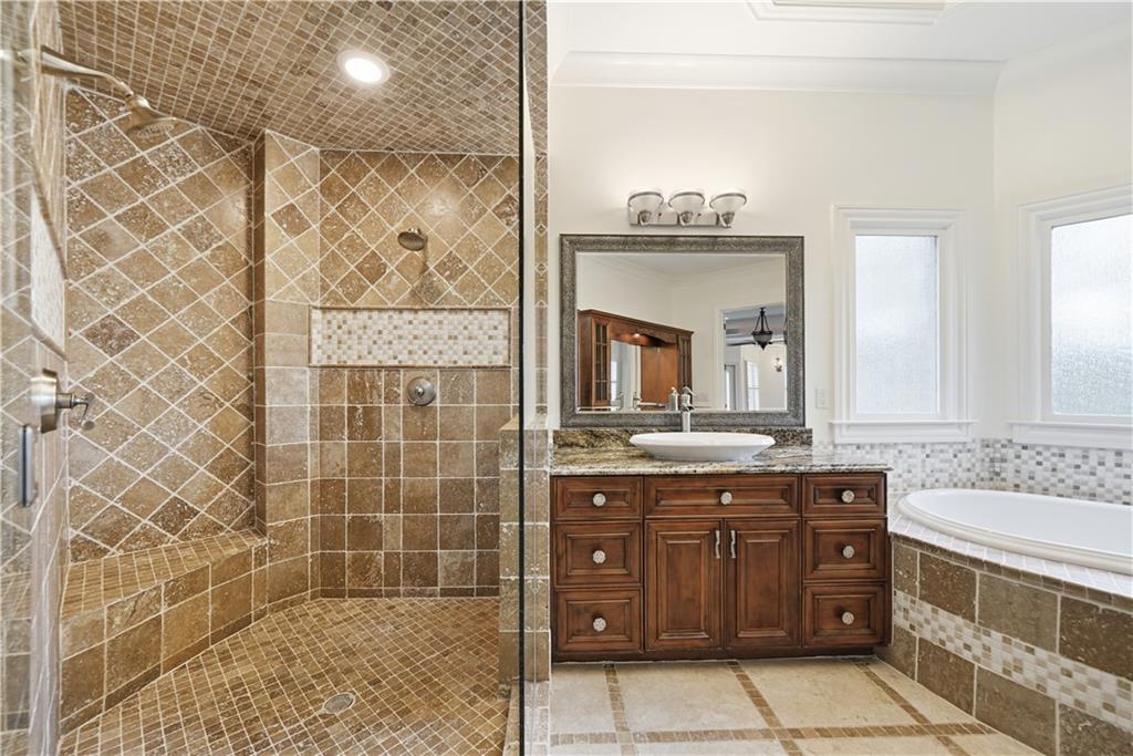7611 Regency Circle Property Photo 44