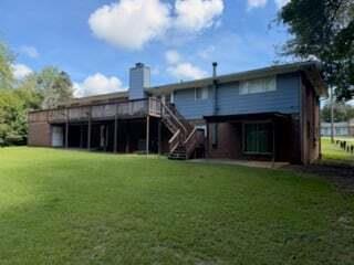 323 Forest Hill Drive Property Photo 3