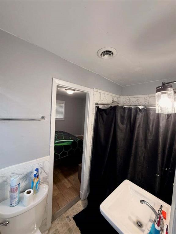 323 Forest Hill Drive Property Photo 34