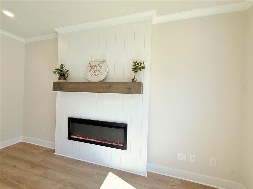 5523 Tullis Drive Property Photo 11