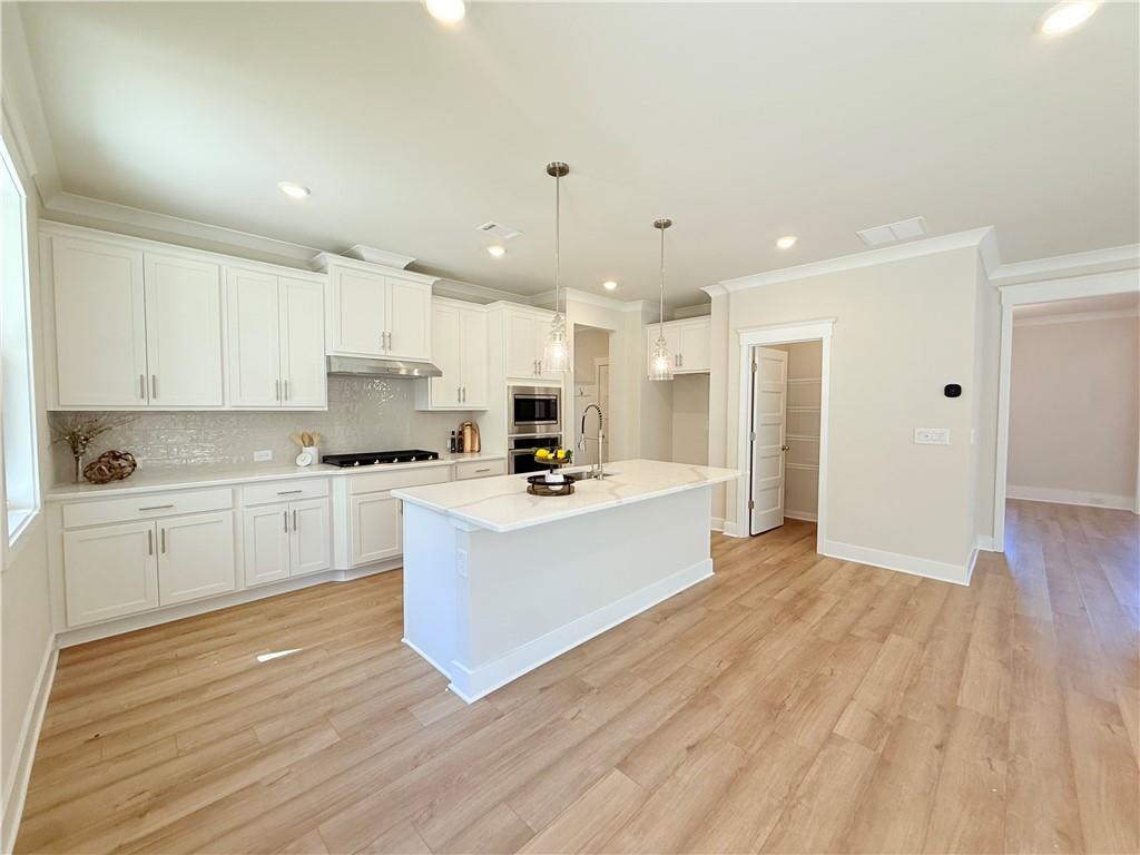 5523 Tullis Drive Property Photo 13