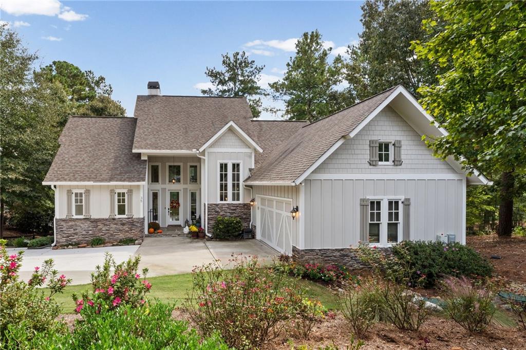 35 Paddleboat Lane Property Photo 1