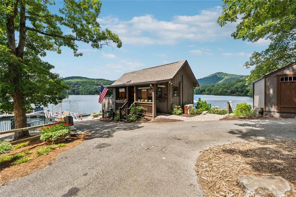 65 Red Oak Point Property Photo 46