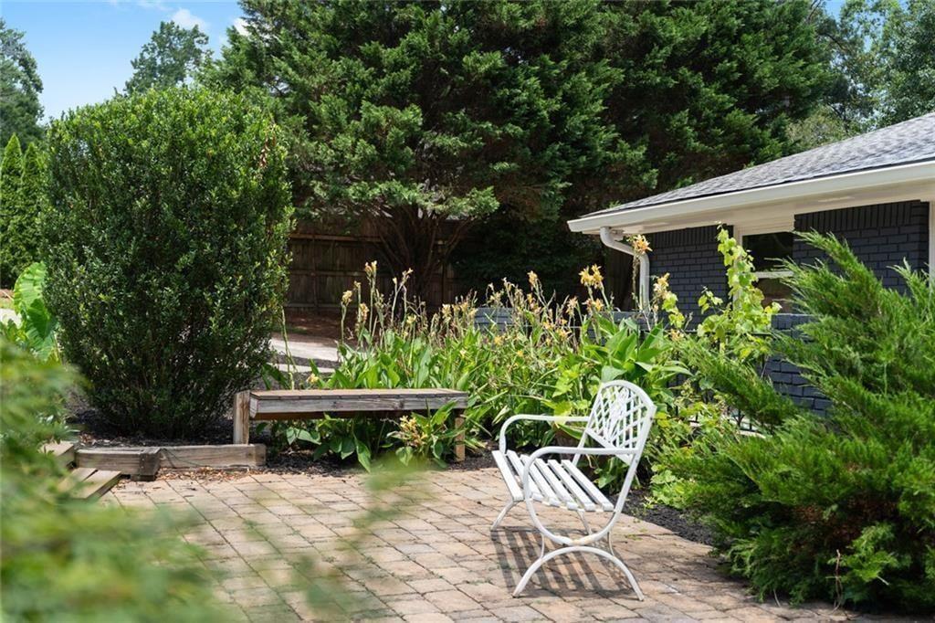 212 Kings Property Photo 9