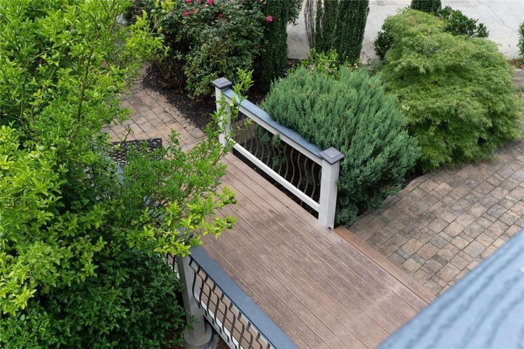 212 Kings Property Photo 10