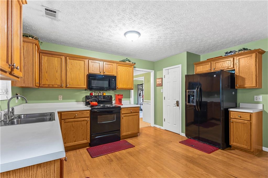 4527 Abram Way Property Photo 32