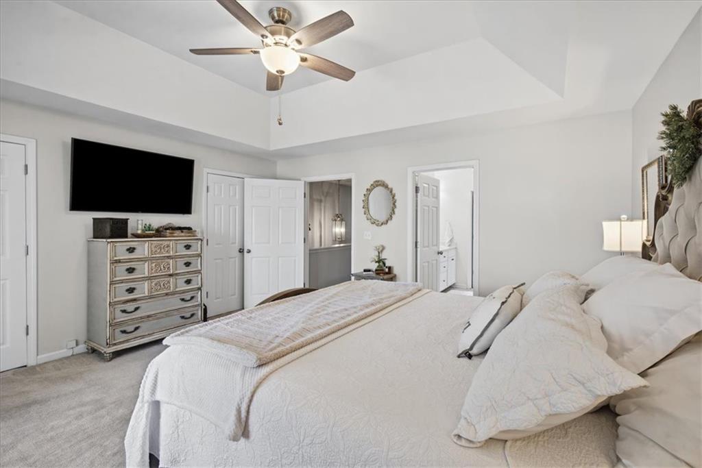 18 Park Circle Property Photo 26