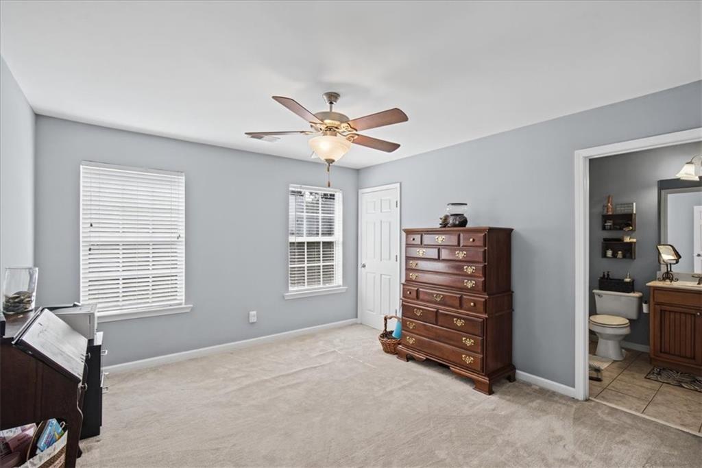 18 Park Circle Property Photo 34