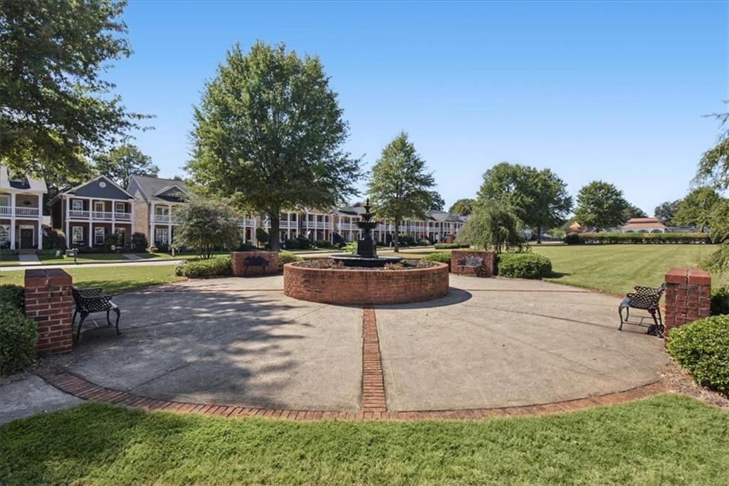 18 Park Circle Property Photo 43