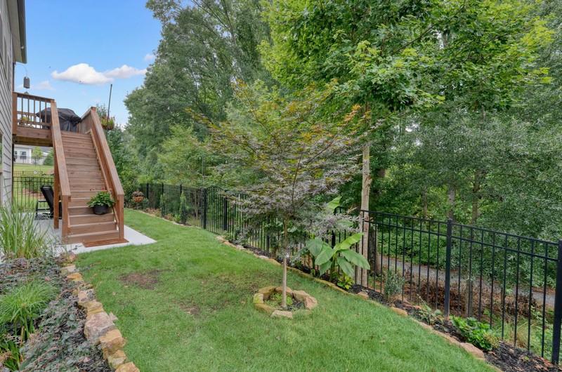 409 Mcdaniel Place Property Photo 53