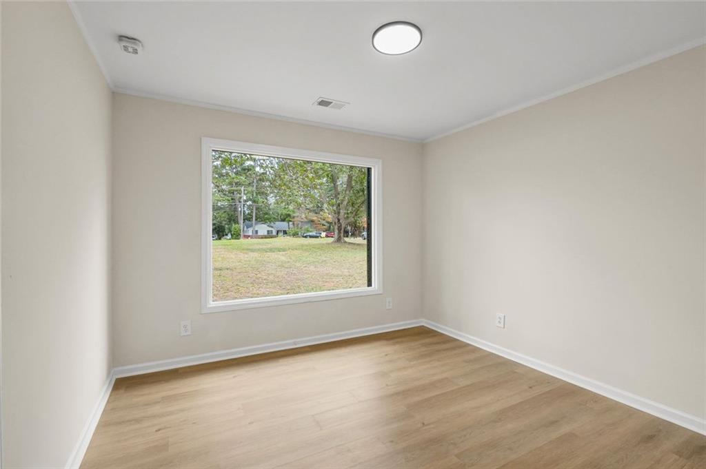 2521 Fairview Road Property Photo 12