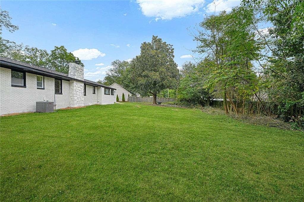 2521 Fairview Road Property Photo 21