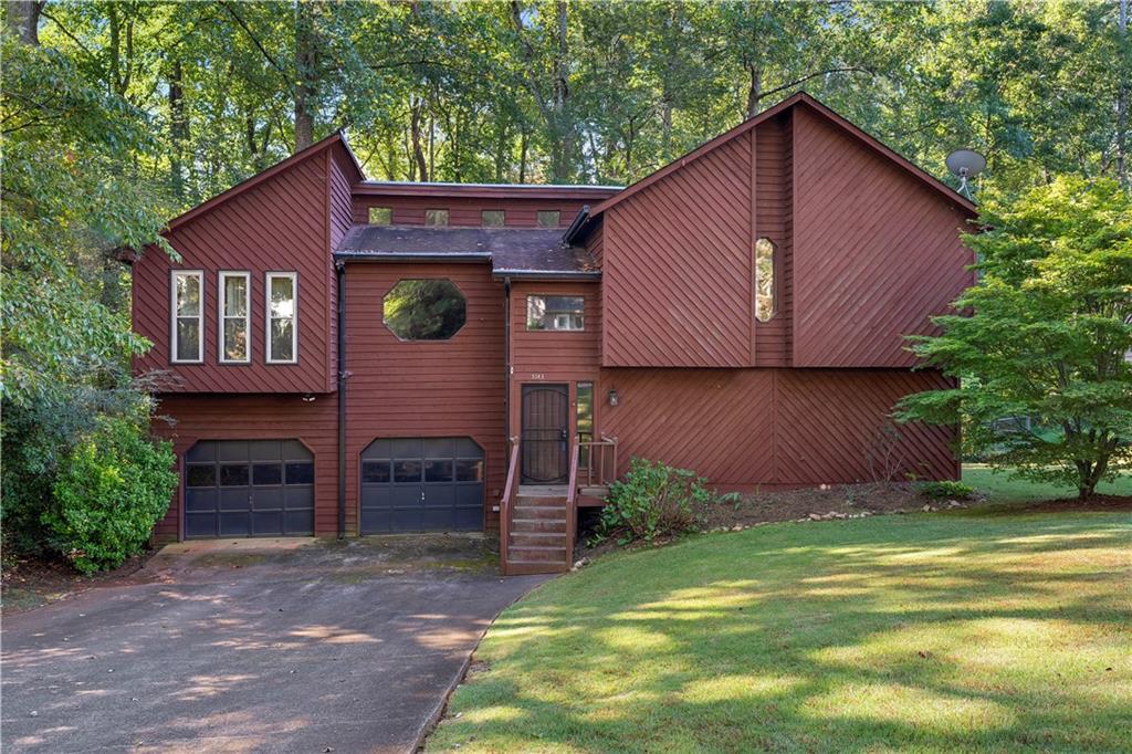 5143 Willow Tarn Property Photo 1
