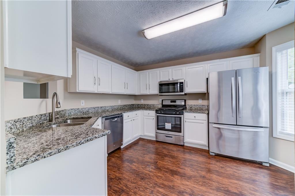 3171 Serenade Court Property Photo 12