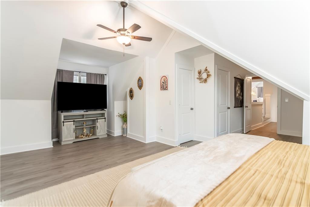 587 E Oak Trace Property Photo 39