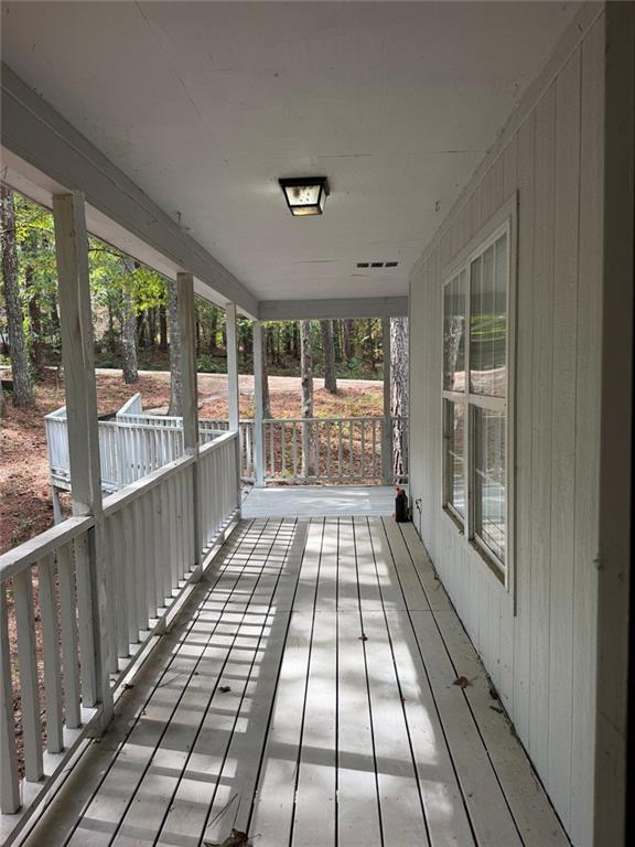 425 Falcon Circle Property Photo 2
