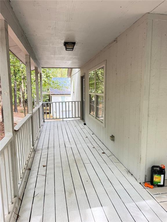 425 Falcon Circle Property Photo 3
