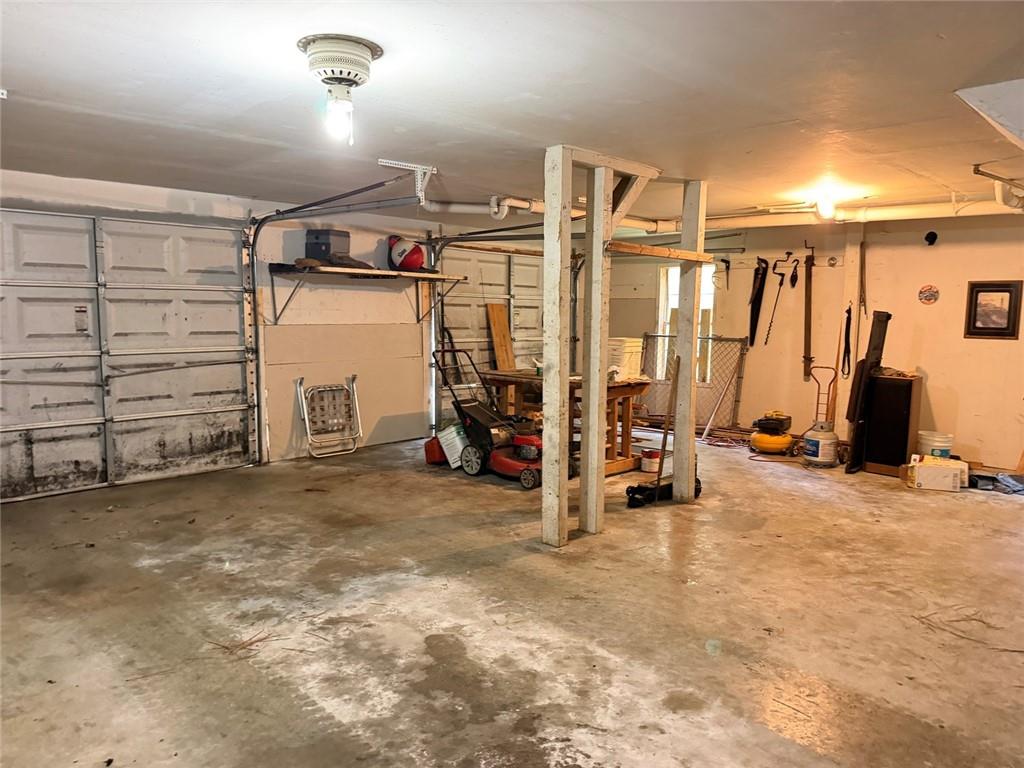 425 Falcon Circle Property Photo 21