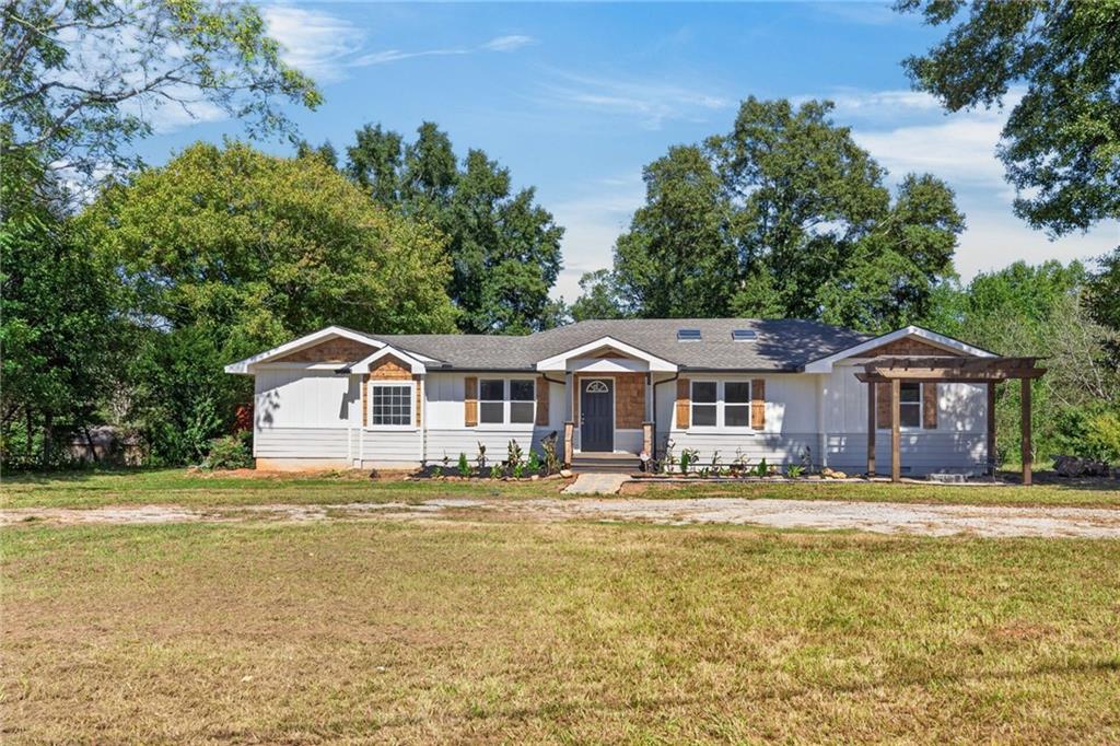 813 Bowdon Tyus Road Property Photo 1