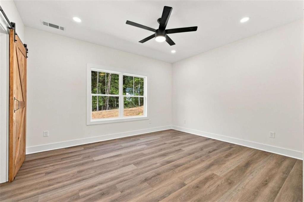 26 Pullman Street Property Photo 35