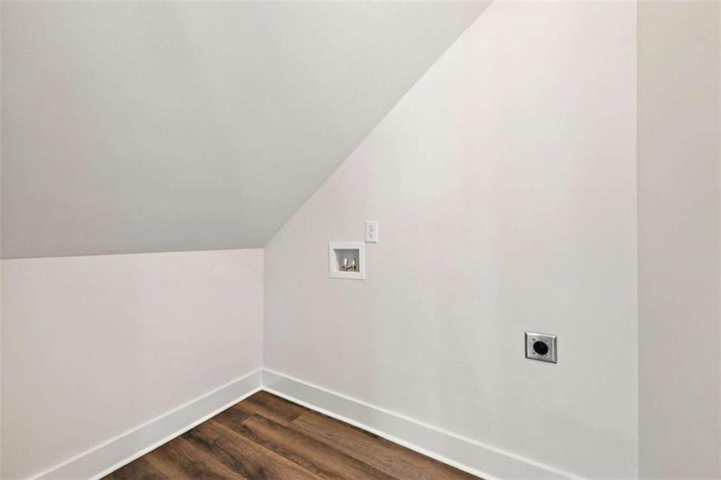 26 Pullman Street Property Photo 36