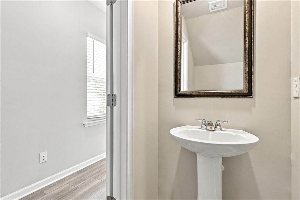 104 Seed Lane Property Photo 25