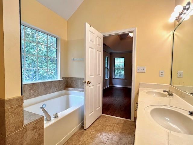 2865 Fairburn Circle Sw Property Photo 10