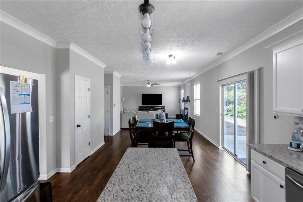 3152 Spruce Way Property Photo 15