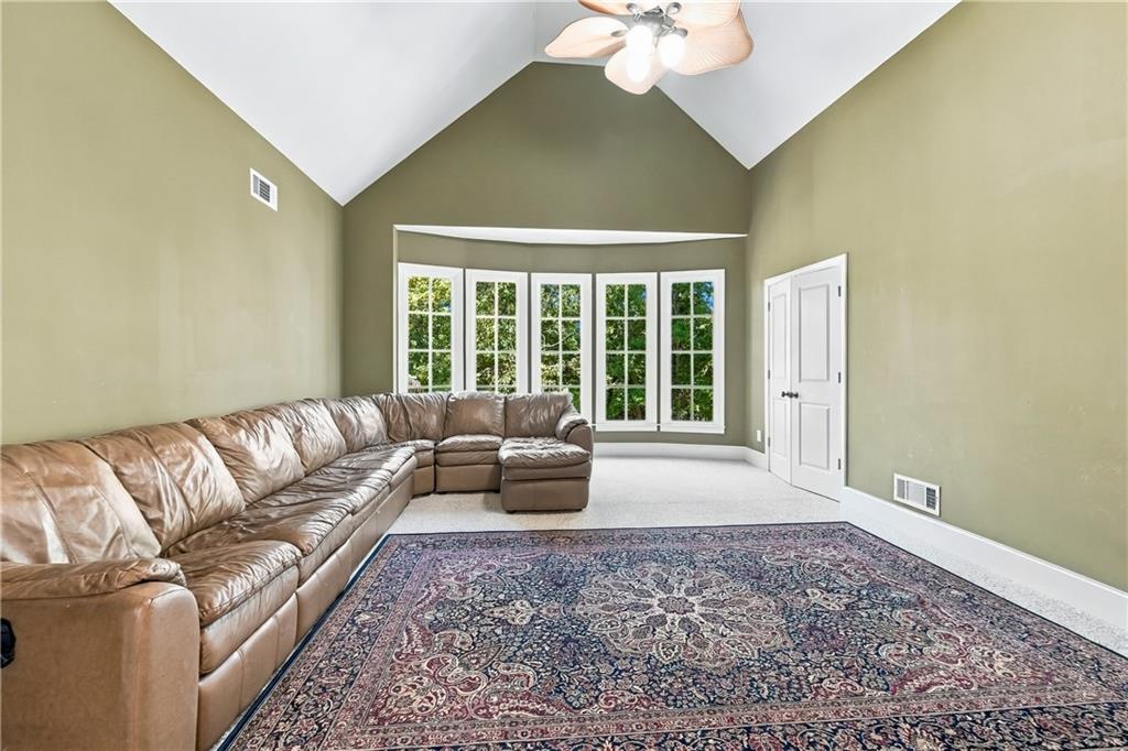 6221 Random Winds Bluff Property Photo 17