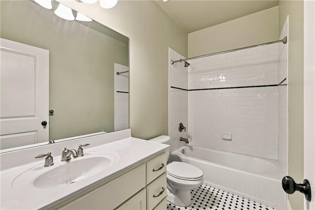 6221 Random Winds Bluff Property Photo 19