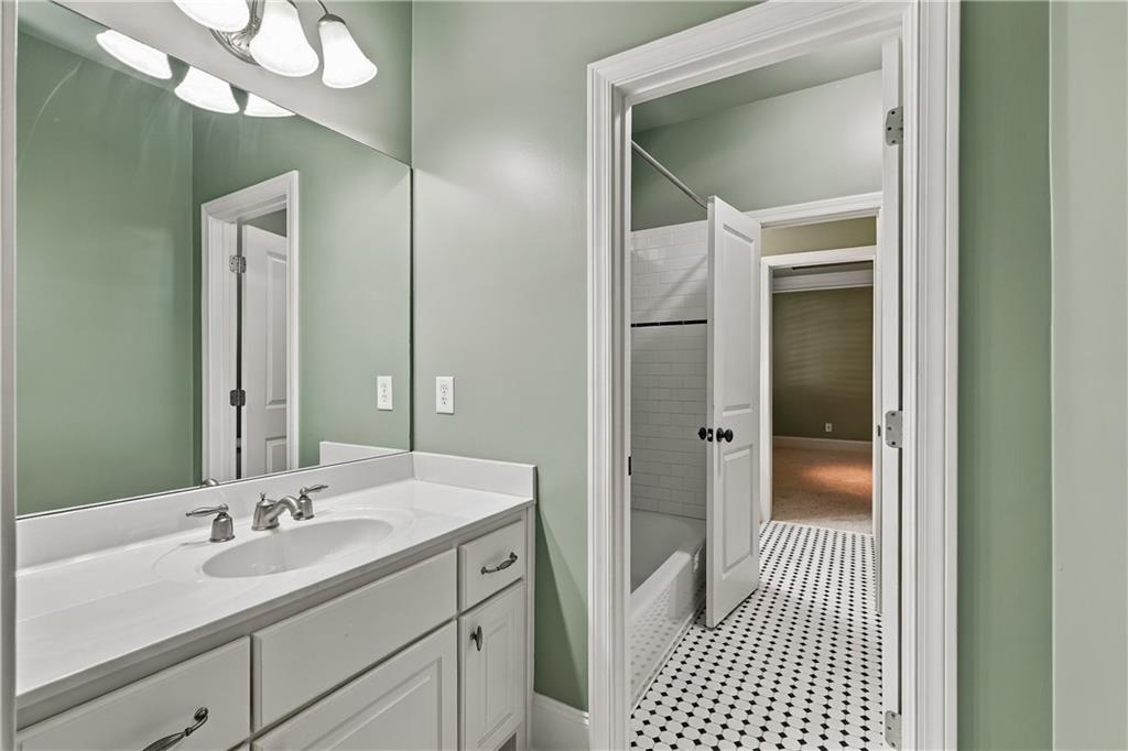 6221 Random Winds Bluff Property Photo 22