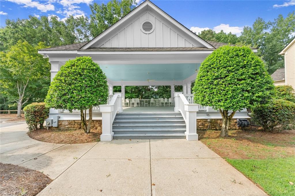 3525 Water Front Drive Property Photo 28