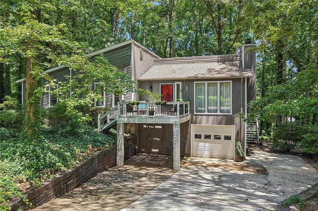 3045 Richmond Road Property Photo 1