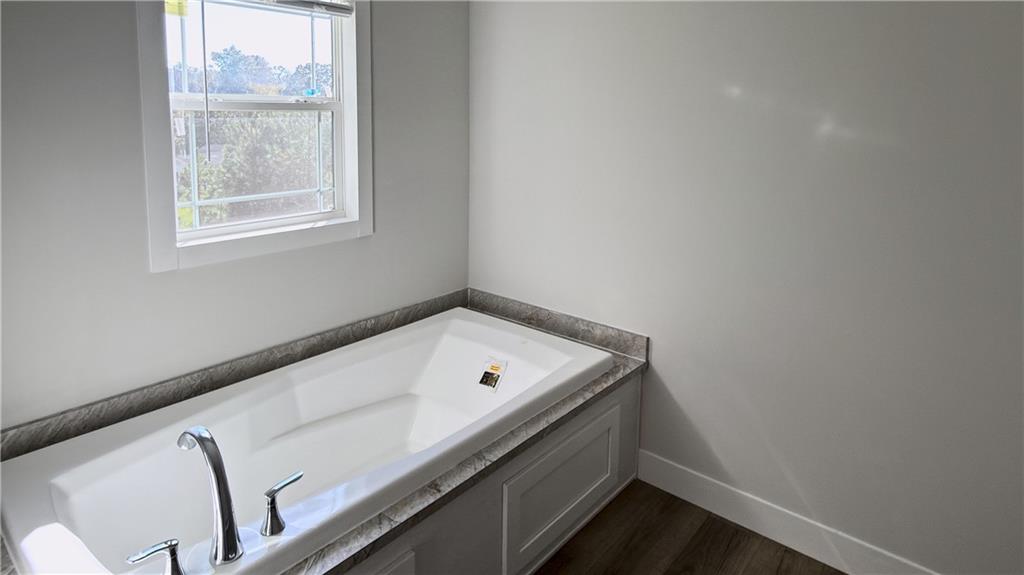 53 Hampton Drive Property Photo 10