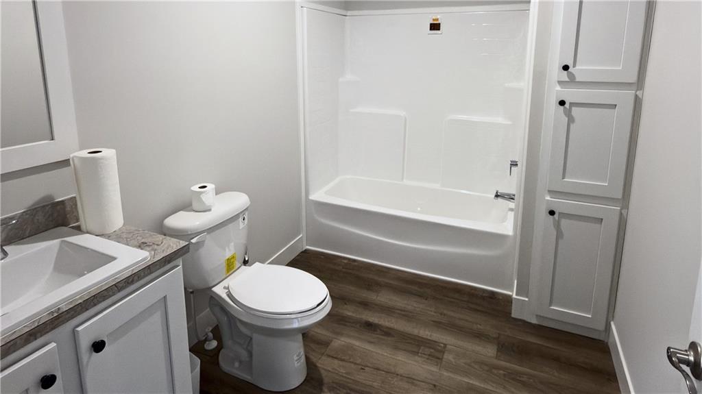 53 Hampton Drive Property Photo 13