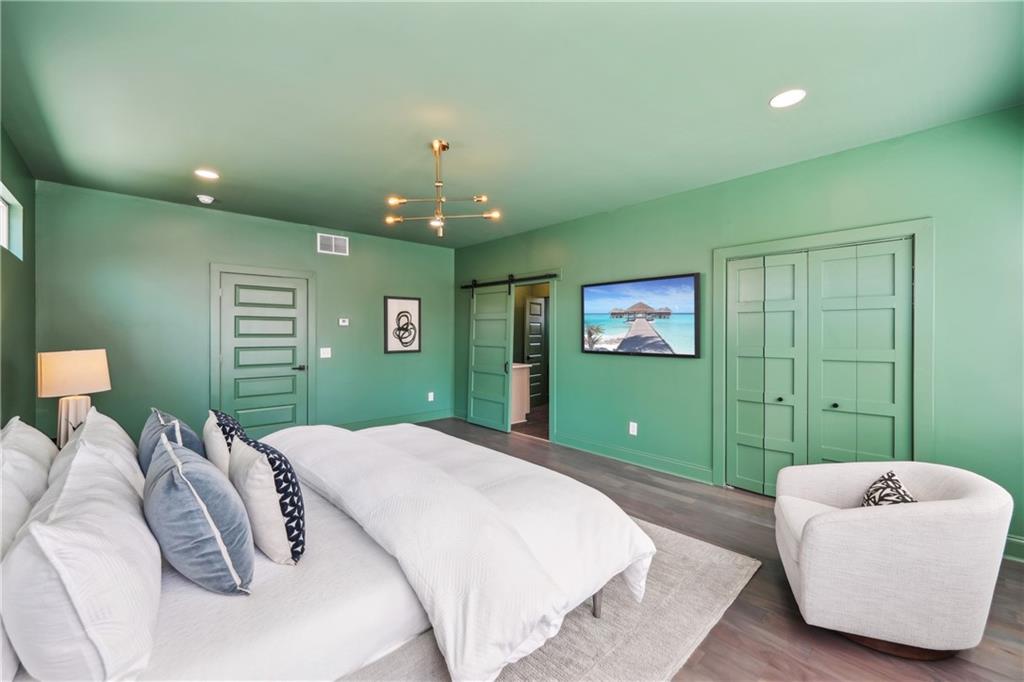 3087 Alston Drive Property Photo 21