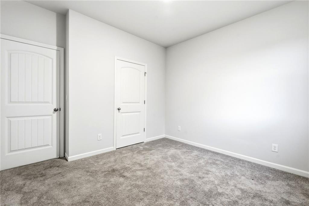 243 Berkeley Trace Property Photo 19