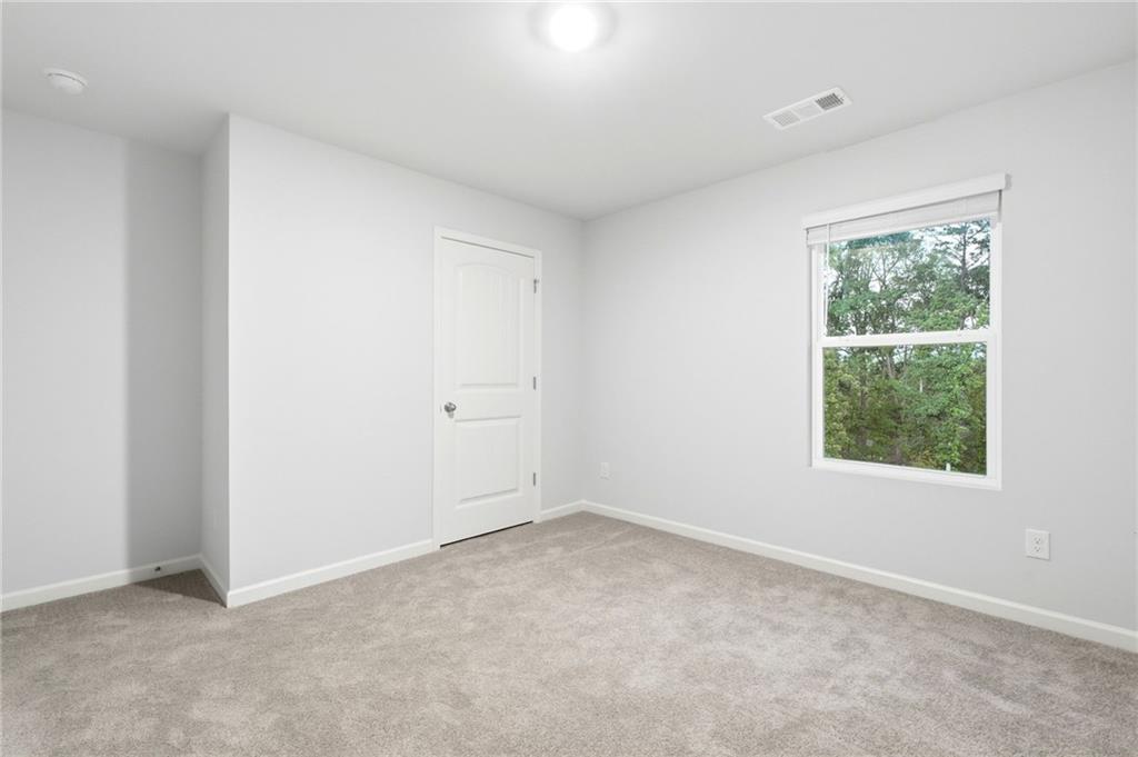 243 Berkeley Trace Property Photo 29
