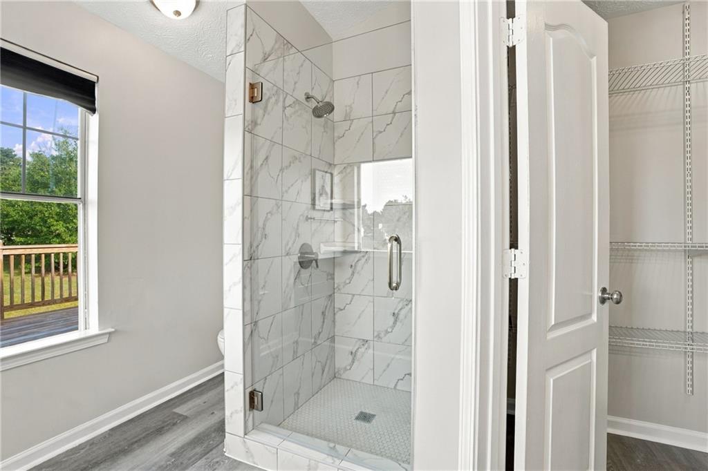 10700 Barberry Drive Property Photo 10