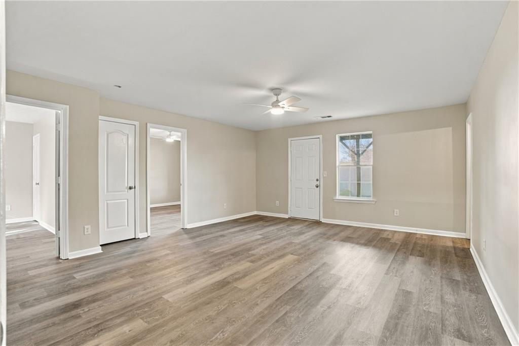 10700 Barberry Drive Property Photo 11