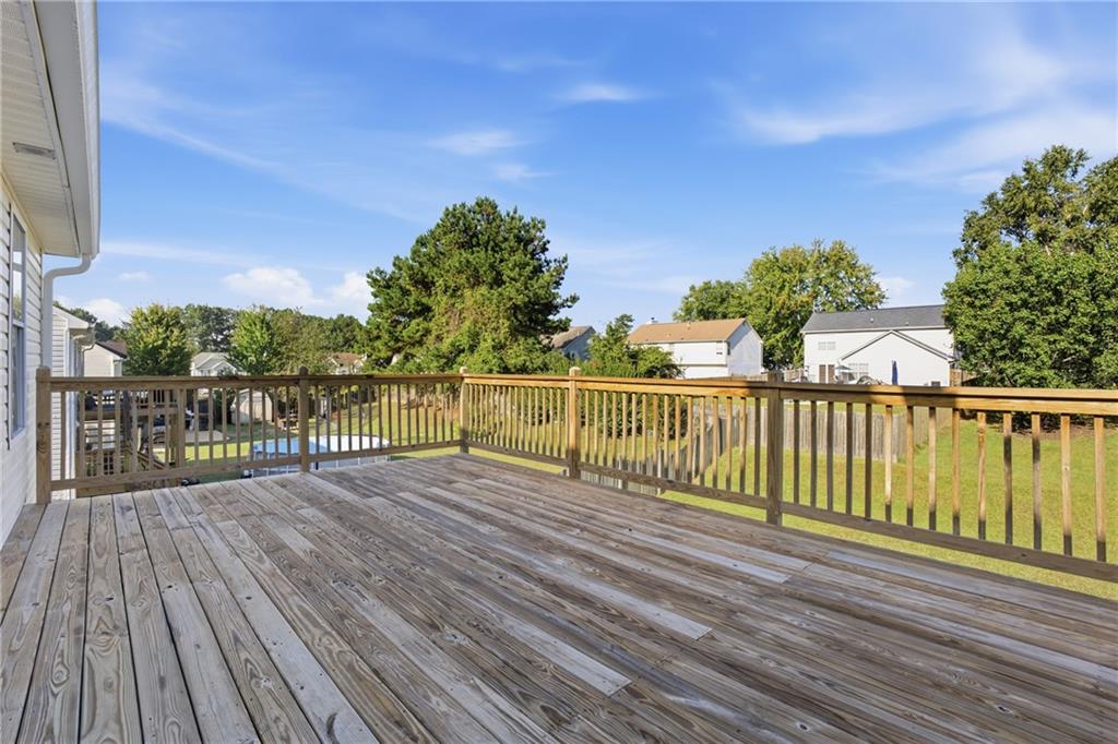 10700 Barberry Drive Property Photo 13