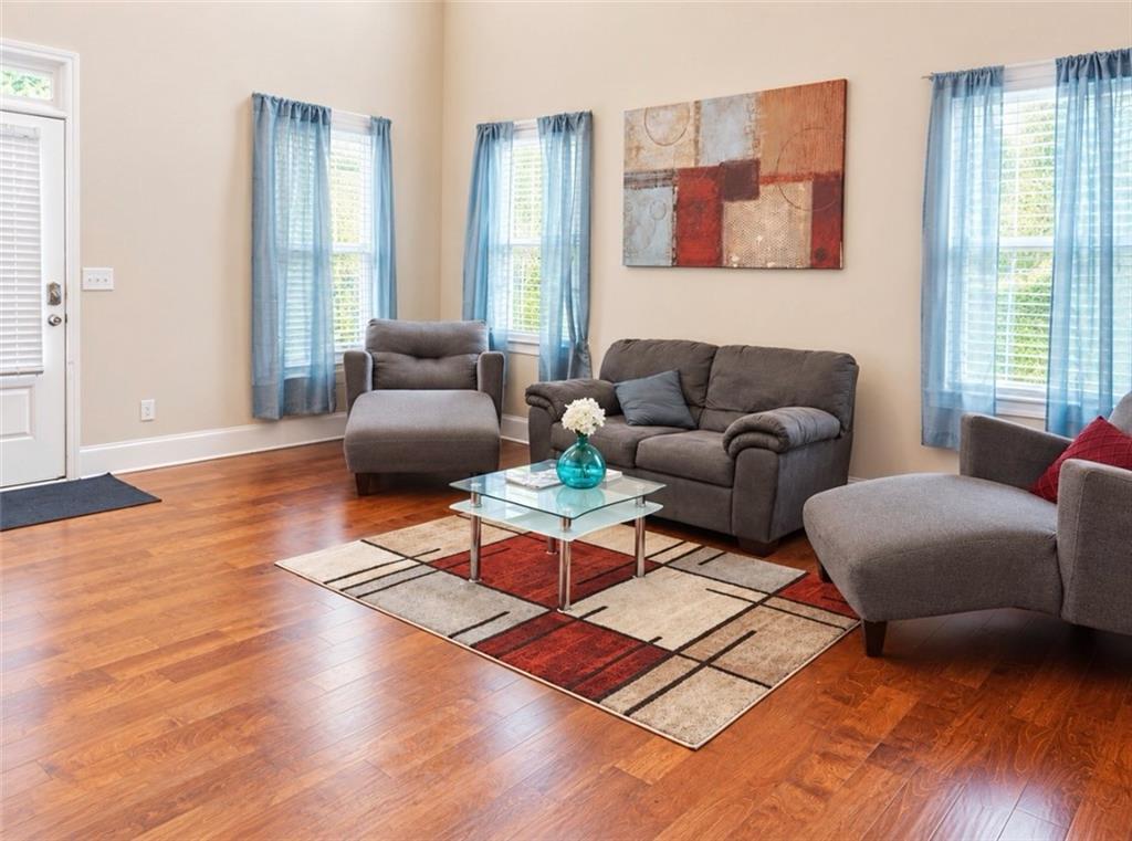 1200 Newbridge Circle Property Photo 7