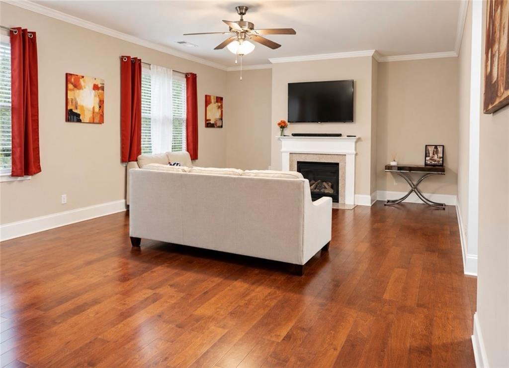 1200 Newbridge Circle Property Photo 10
