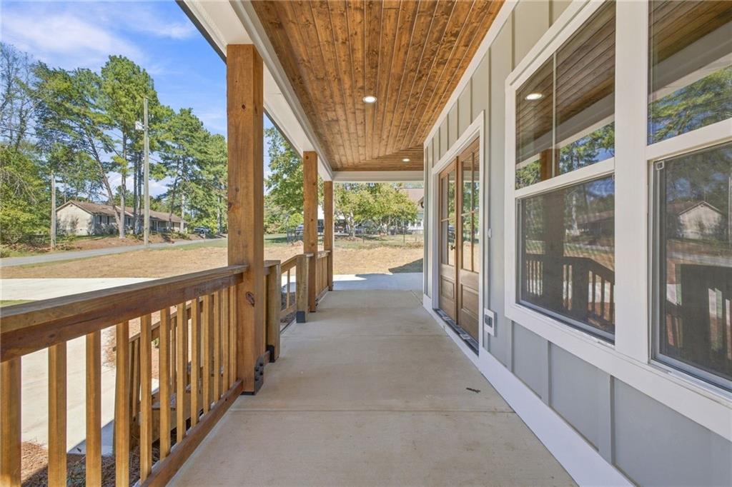 27 Pullman Property Photo 3