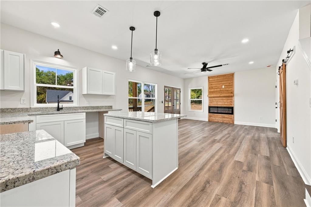27 Pullman Property Photo 9