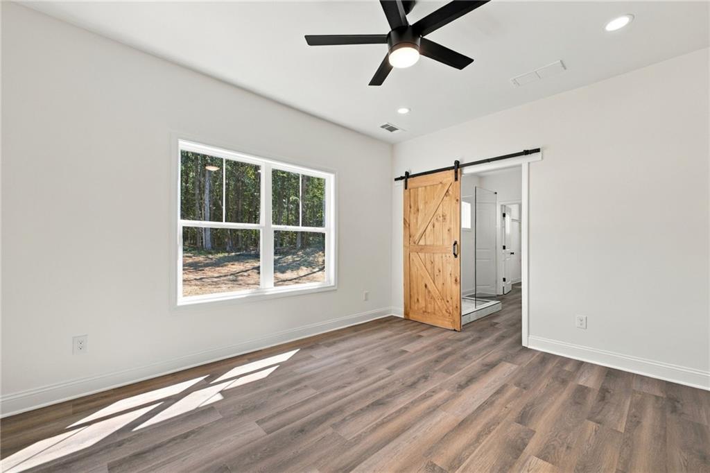 27 Pullman Property Photo 23