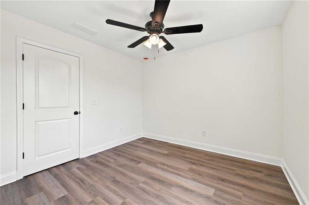 27 Pullman Property Photo 28