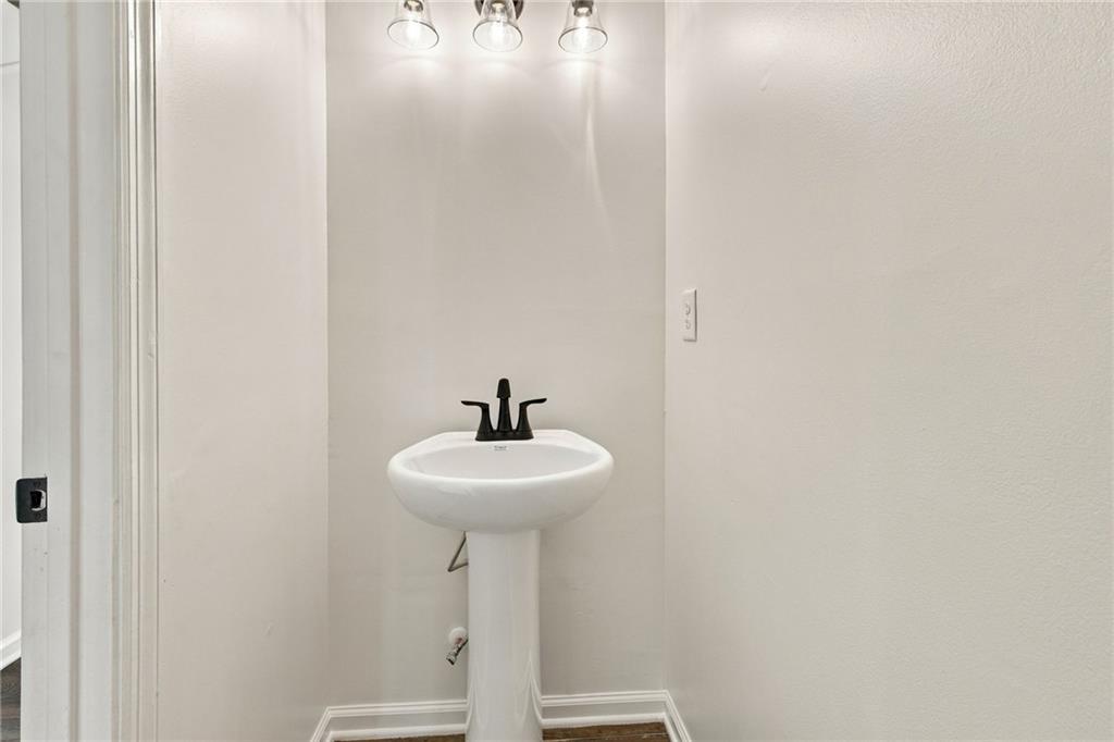 35 Pullman Street Property Photo 22
