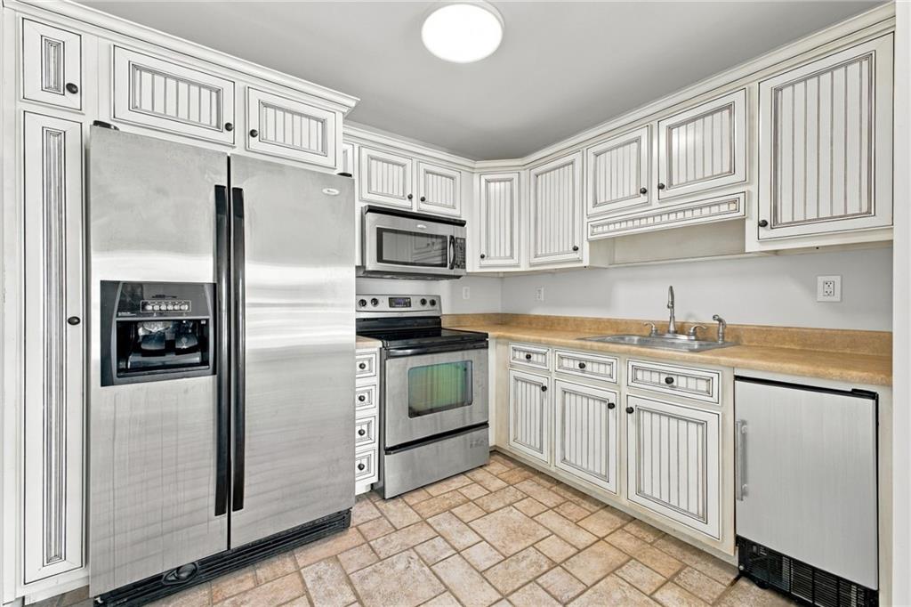 35 Pullman Street Property Photo 58